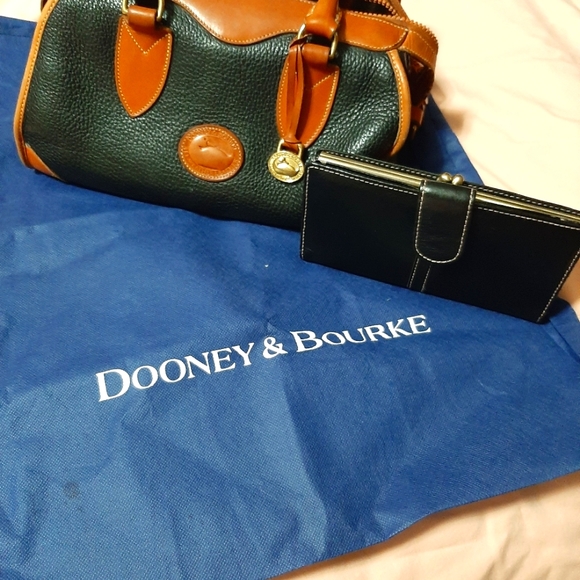 Pre-owned D&B bag & wallet - Picture 1 of 16